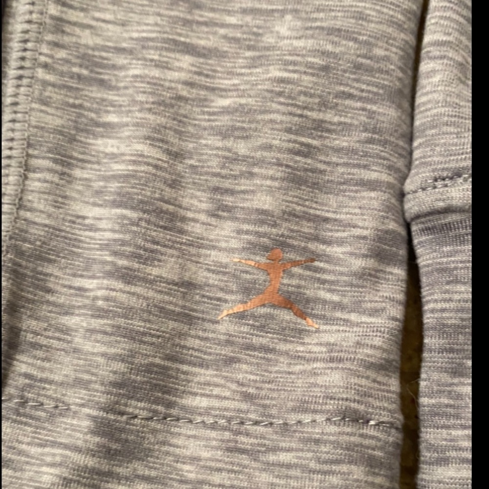 Top - Picture 3 of 4